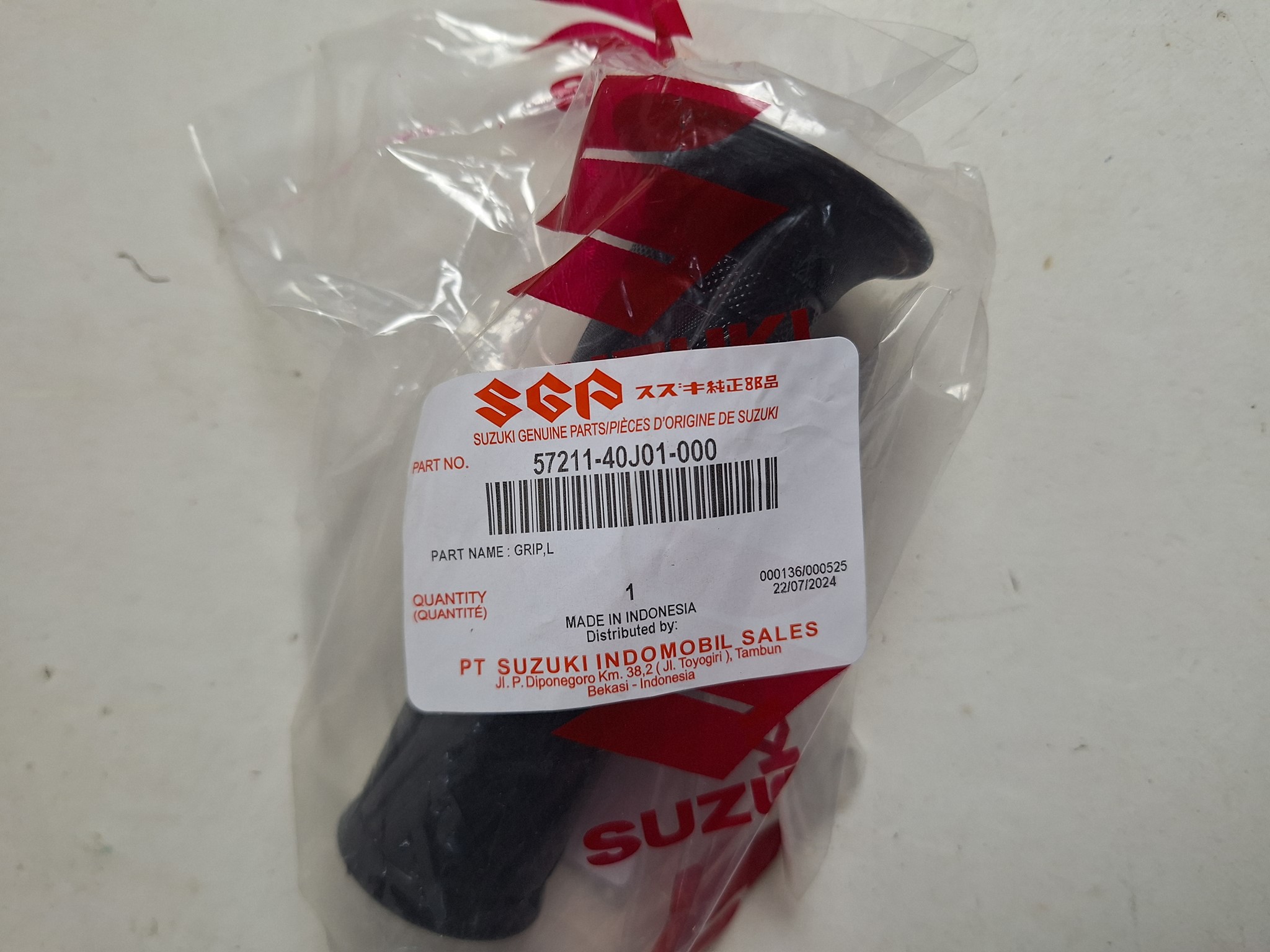 Picture of SUZUKI  GRIFFGUMMI  57211-40J01